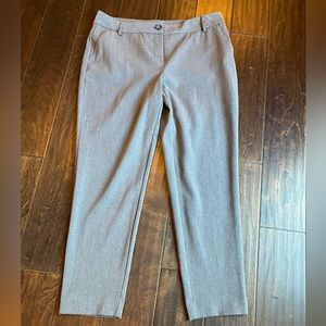 Maurice’s gray slacks size 9/10